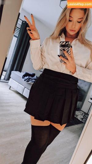 neeviliciouz фото #0228