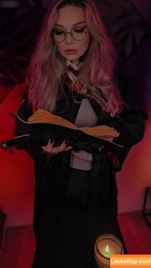 neeviliciouz фото #0261