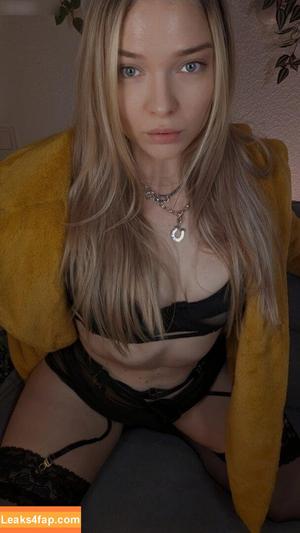 neeviliciouz фото #0275