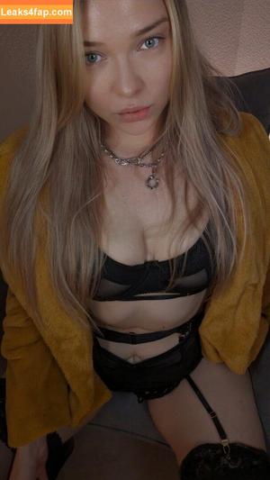 neeviliciouz фото #0276