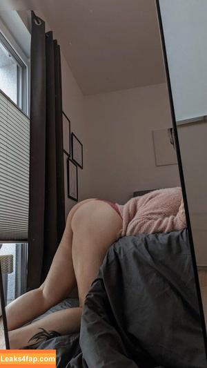 neeviliciouz фото #0307