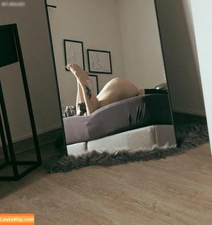 neeviliciouz фото #0723