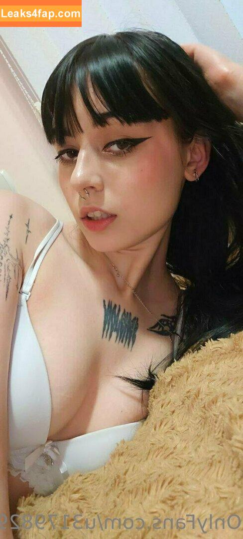 nefer_titi_xxx / nefertiti_2u leaked photo photo #0018