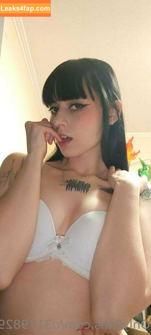 nefer_titi_xxx / nefertiti_2u leaked photo photo #0022