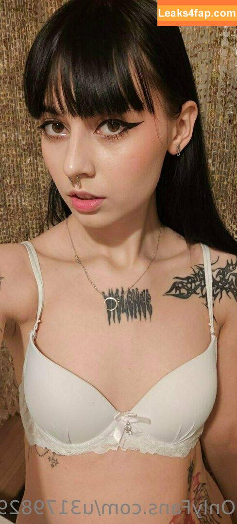 nefer_titi_xxx / nefertiti_2u leaked photo photo #0027