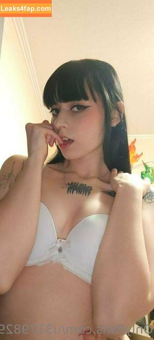 nefer_titi_xxx photo #0022