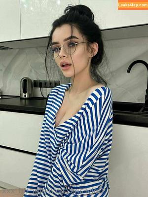 nefer_titi_xxx photo #0092