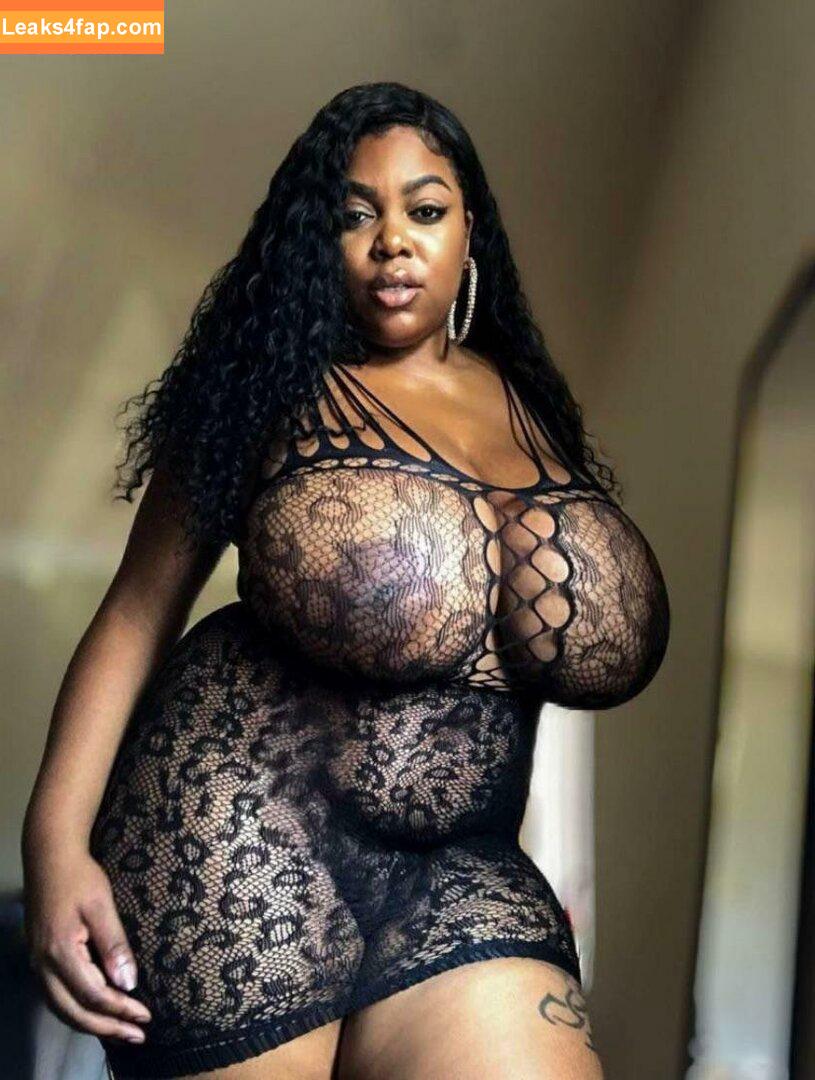 Negras Peitudas / erica.souza10 leaked photo photo #0003