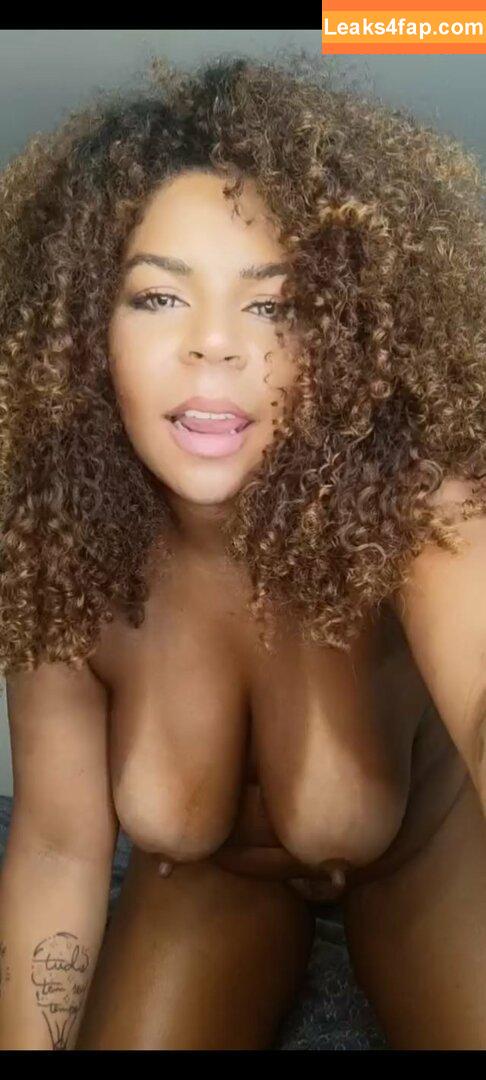 Negras Peitudas / erica.souza10 leaked photo photo #0052