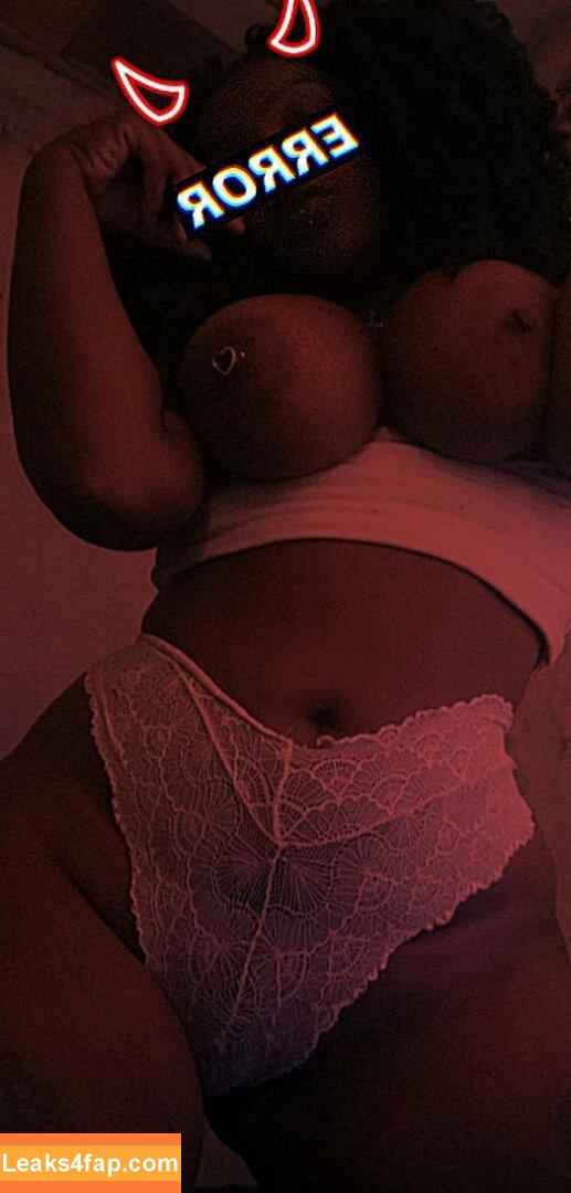 Negras Peitudas / erica.souza10 leaked photo photo #0067