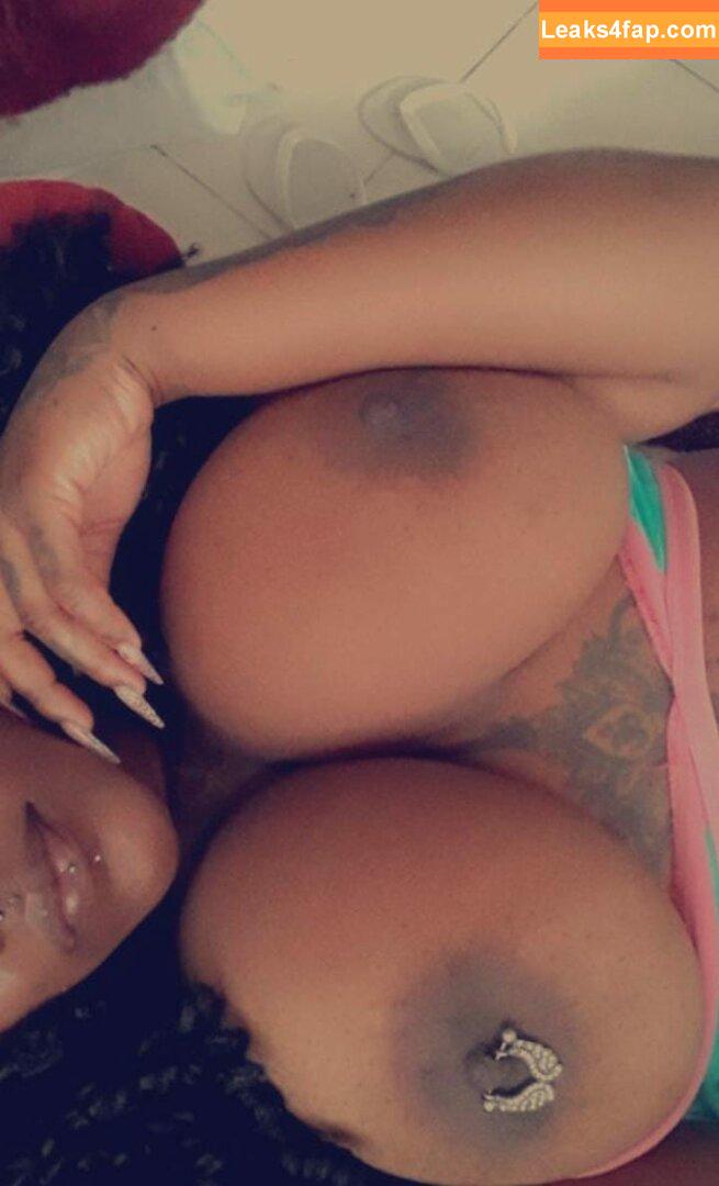 Negras Peitudas / erica.souza10 leaked photo photo #0074