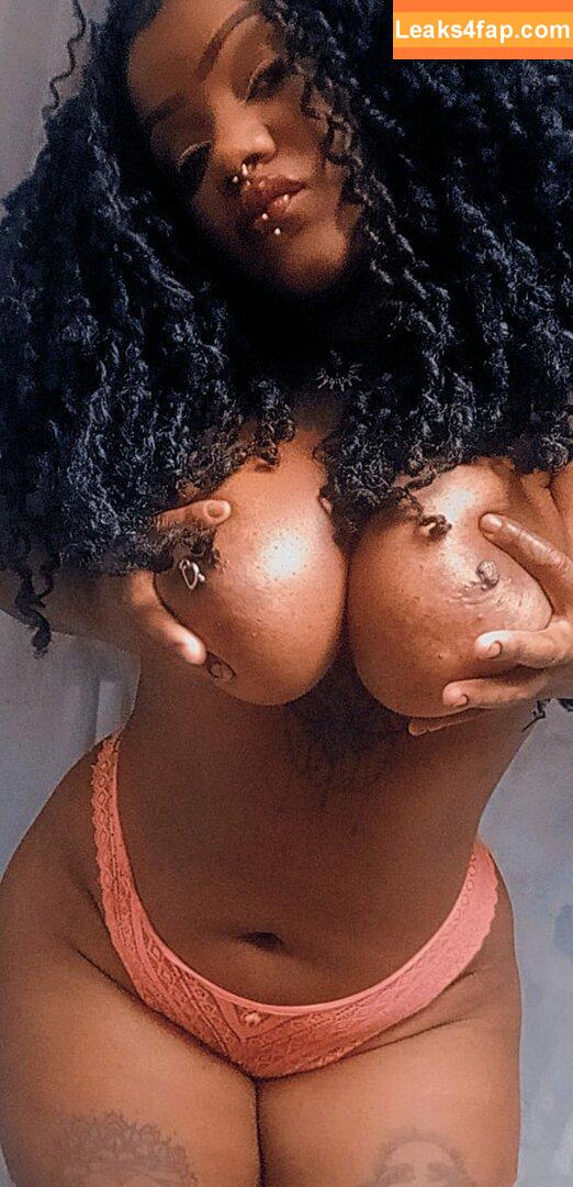 Negras Peitudas / erica.souza10 leaked photo photo #0079