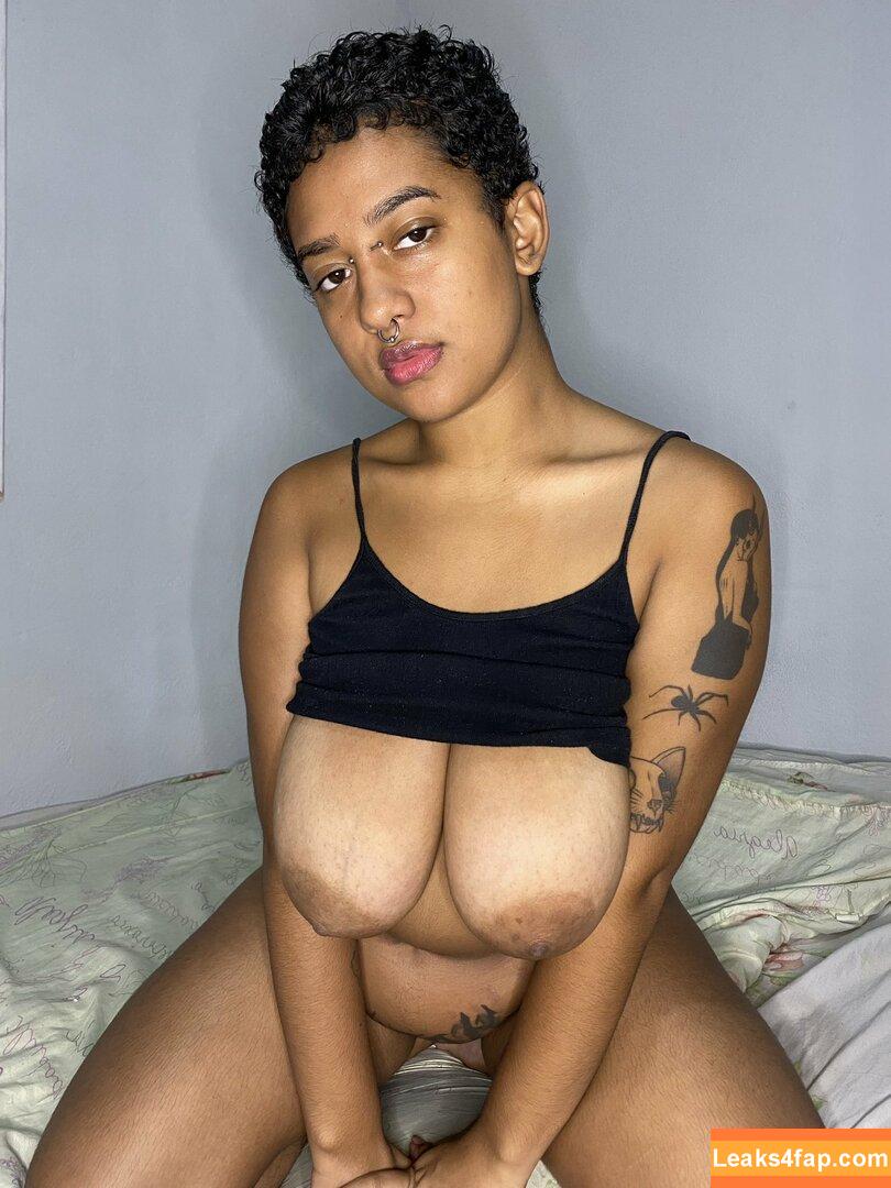 Negras Peitudas / erica.souza10 leaked photo photo #0145