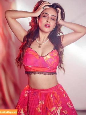 Neha Malik фото #0223