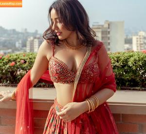 Neha Sharma photo #0020