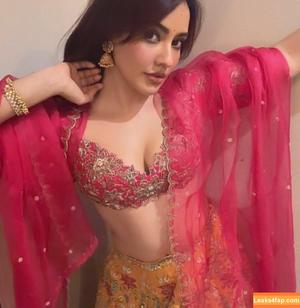 Neha Sharma фото #0044