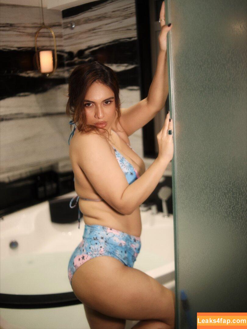 Nehhaa Malik / Neha Malik / freakymeek500 / nehamalik335 leaked photo photo #0177