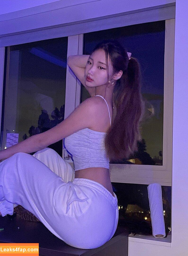 nekogir1 / Gracesongx / goodgirl1 / nek0gir1 / nekogir11 leaked photo photo #0005