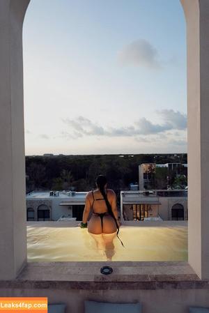 Nelle Diala photo #0019
