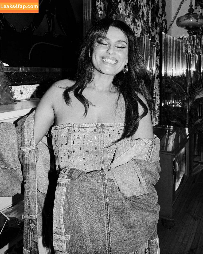 Nelly Furtado / juicyunknown / nellyfurtado leaked photo photo #0069