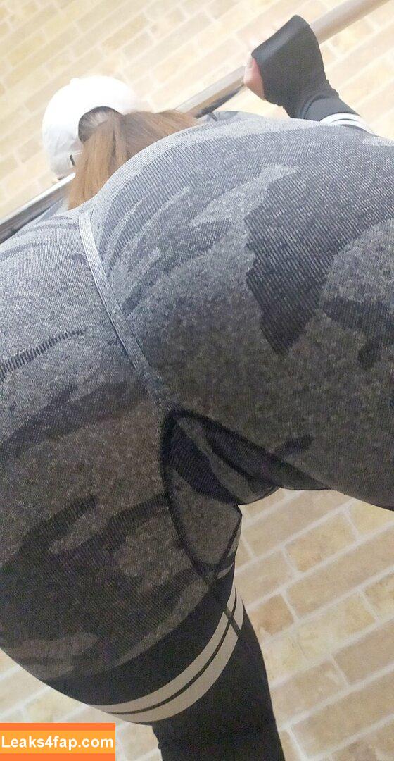 nene_booty / Nene_workout leaked photo photo #2332