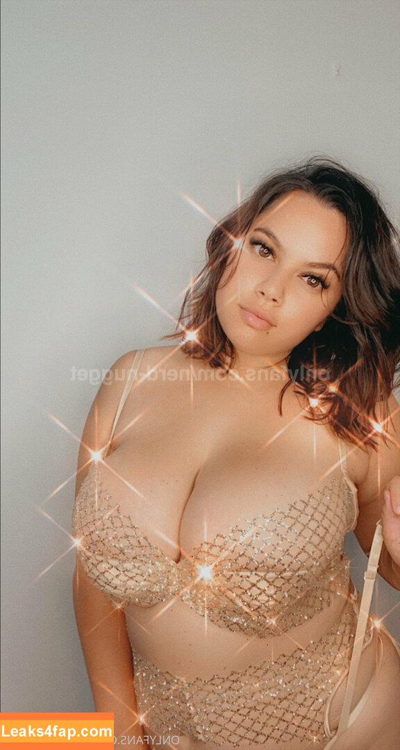 nerd-nugget / majorly.victoria / majorlyvictoria leaked photo photo #0165