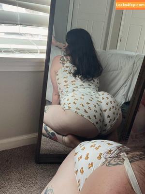 nerdydirtypeach photo #0009