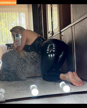 Neringa Kriziute photo #1234