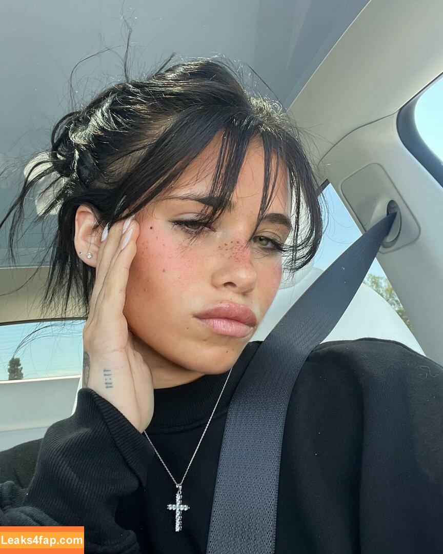 Nessa Barrett / moonologues / nessabarrett leaked photo photo #0003