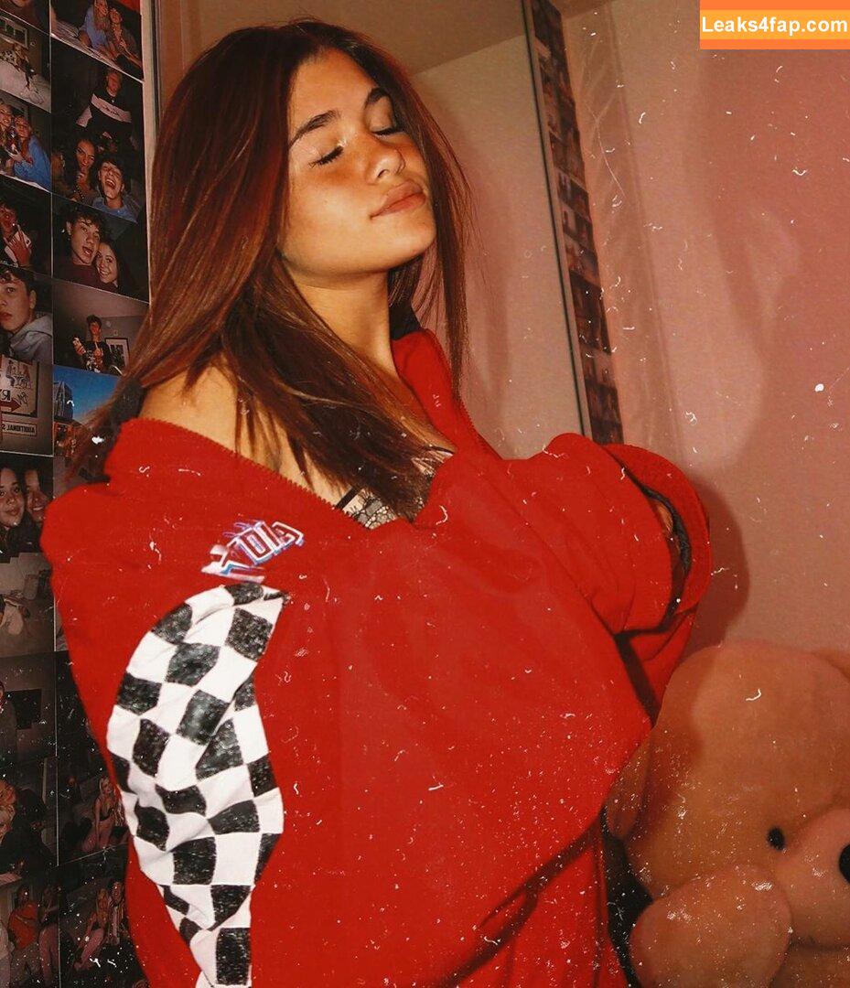 Nessa Barrett / moonologues / nessabarrett leaked photo photo #0009