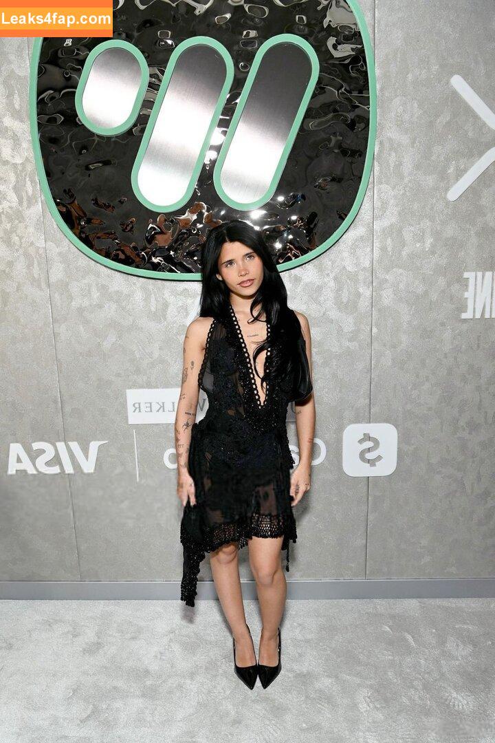 Nessa Barrett / moonologues / nessabarrett leaked photo photo #0376