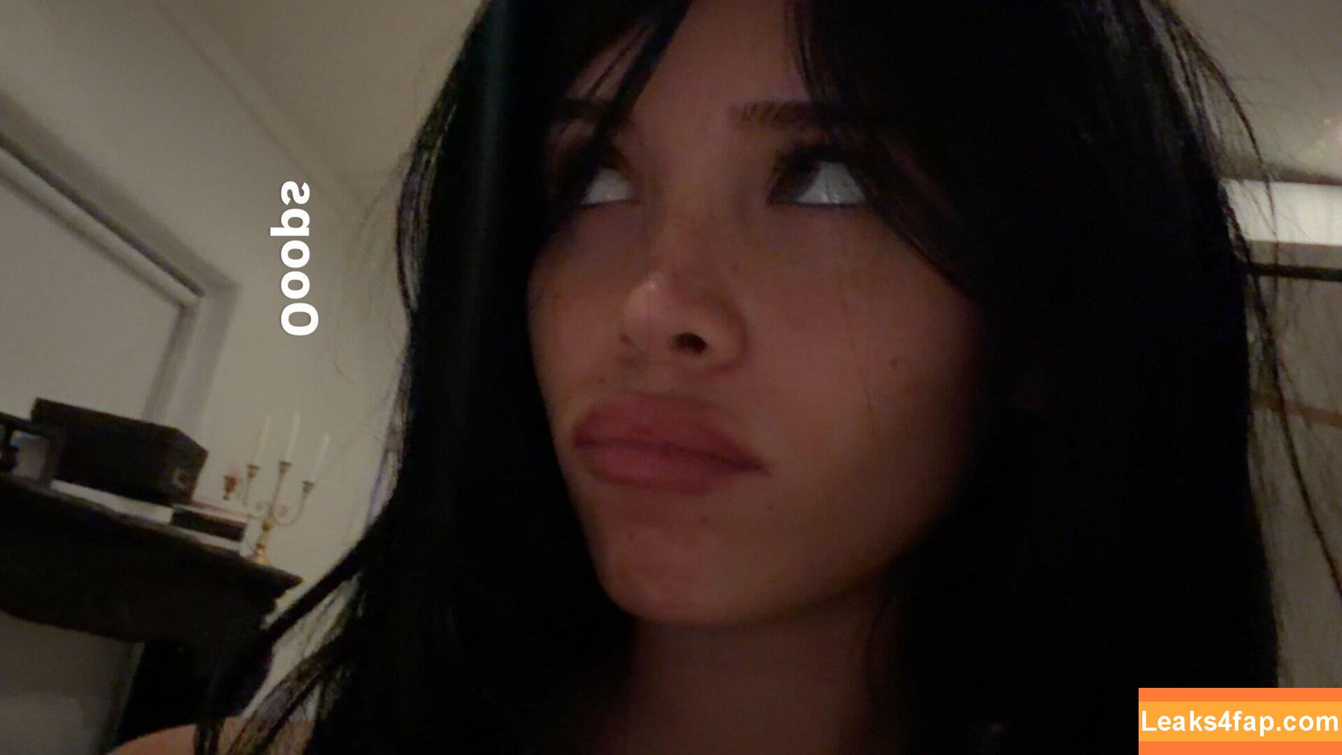 Nessa Barrett / moonologues / nessabarrett leaked photo photo #0411