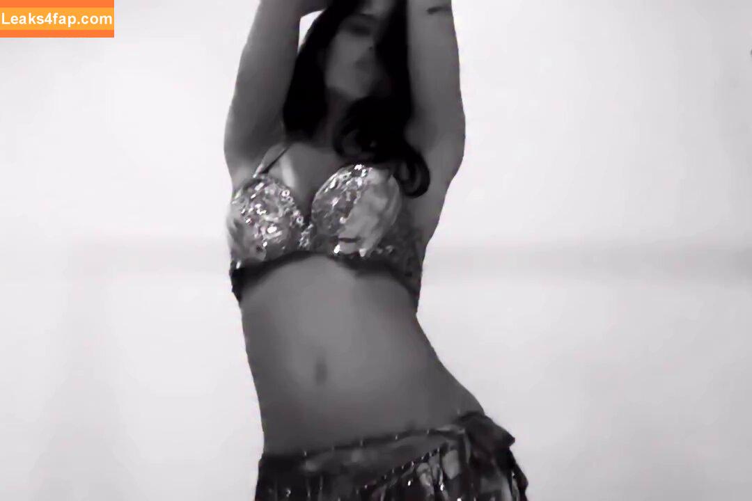 Nessa Barrett / moonologues / nessabarrett leaked photo photo #0412