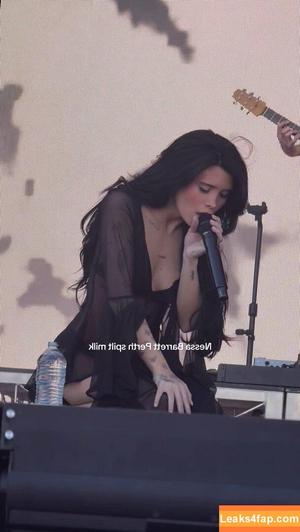 Nessa Barrett photo #0352