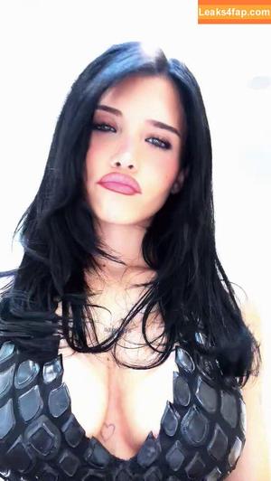 Nessa Barrett photo #0402