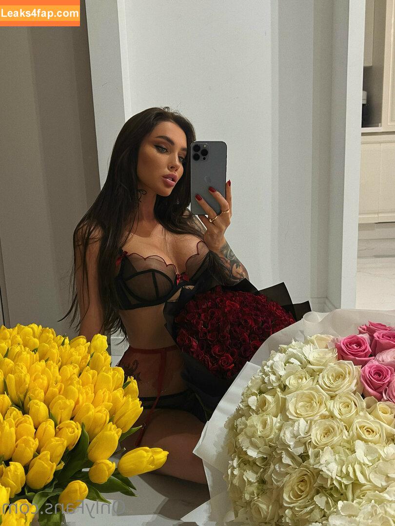 Nessa Orlova / nessamooore / orlova_ness_life / rusmeganfox leaked photo photo #0011