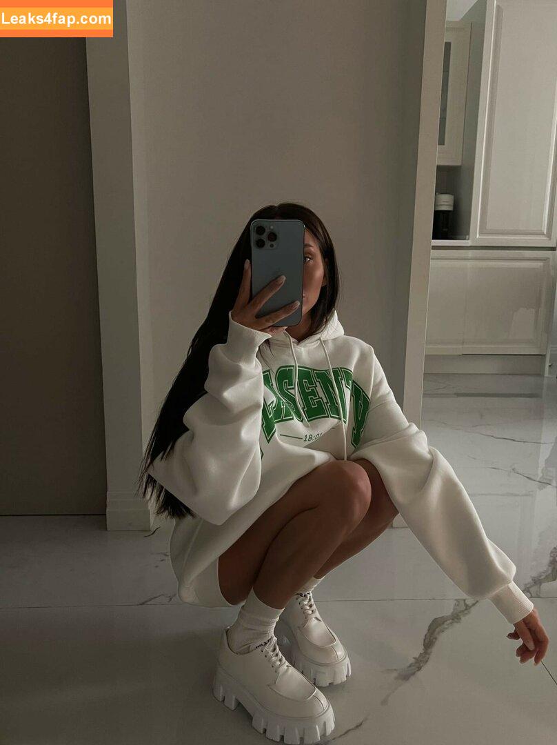 Nessa Orlova / nessamooore / orlova_ness_life / rusmeganfox leaked photo photo #0014