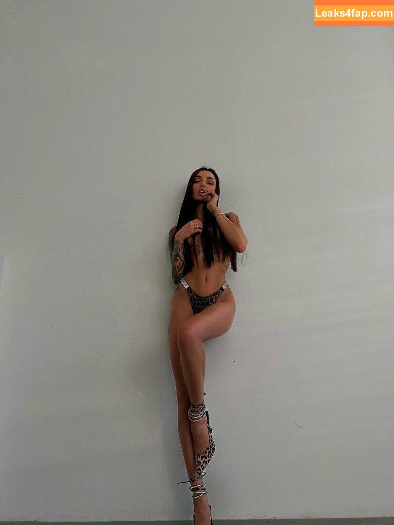 Nessa Orlova / nessamooore / orlova_ness_life / rusmeganfox leaked photo photo #0231