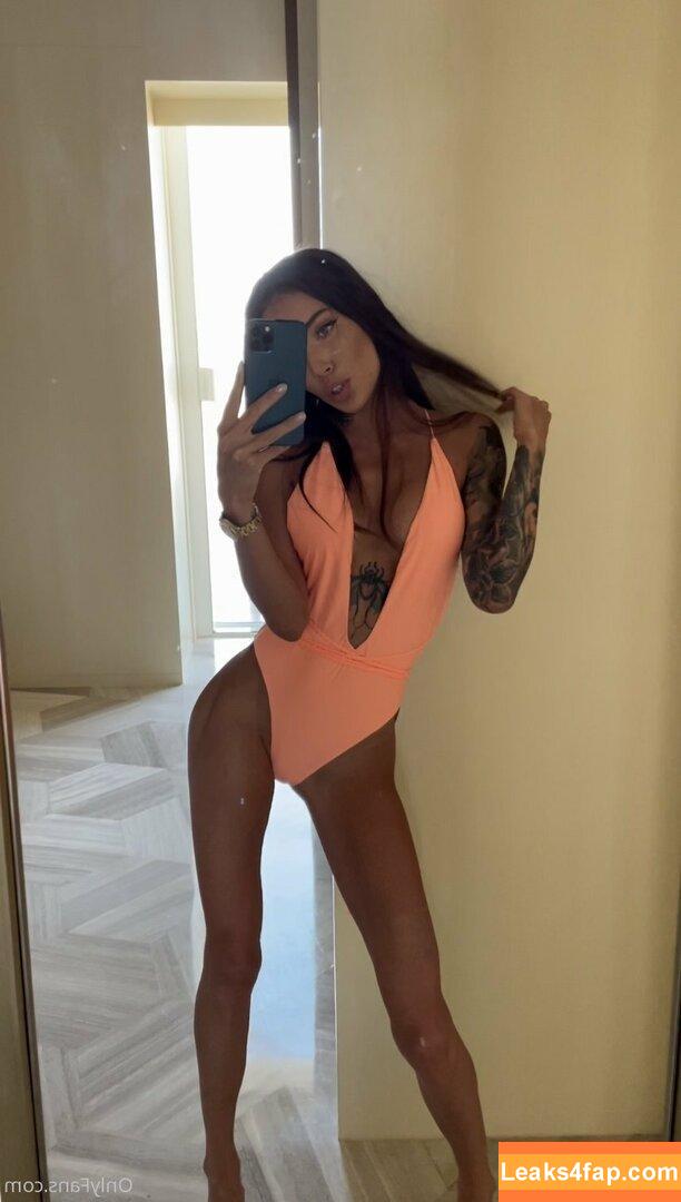 Nessa Orlova / nessamooore / orlova_ness_life / rusmeganfox leaked photo photo #0233