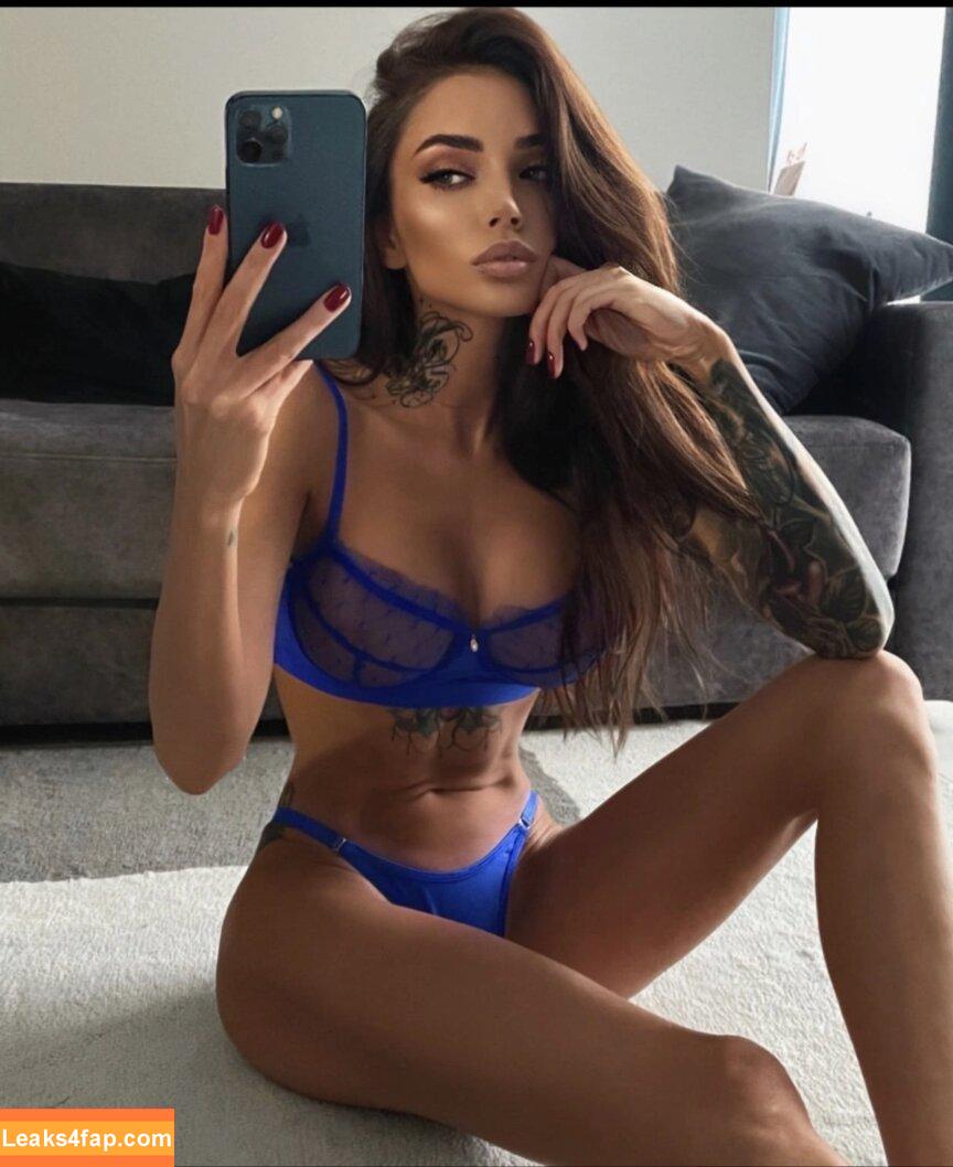 Nessa Orlova / nessamooore / orlova_ness_life / rusmeganfox leaked photo photo #0323