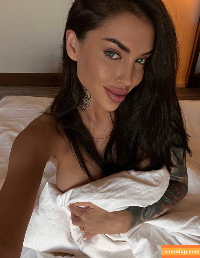 Nessa Orlova / nessamooore / orlova_ness_life / rusmeganfox слитое фото фото #0376