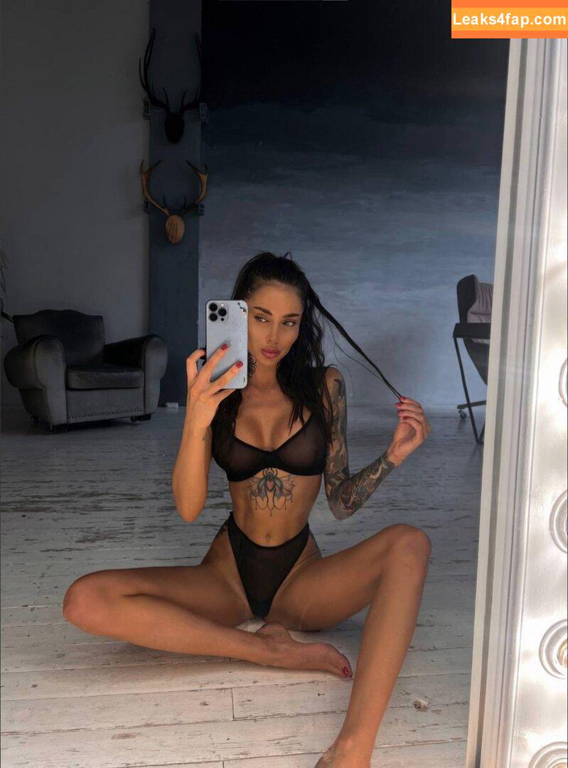 Nessa Orlova / nessamooore / orlova_ness_life / rusmeganfox leaked photo photo #0460
