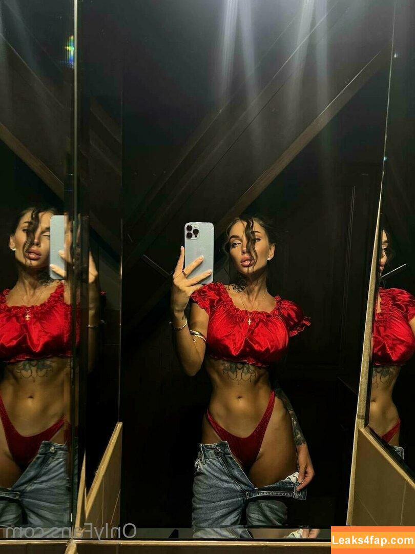 Nessa Orlova / nessamooore / orlova_ness_life / rusmeganfox leaked photo photo #0470