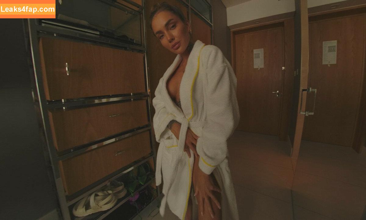 Nessa Orlova / nessamooore / orlova_ness_life / rusmeganfox leaked photo photo #0589