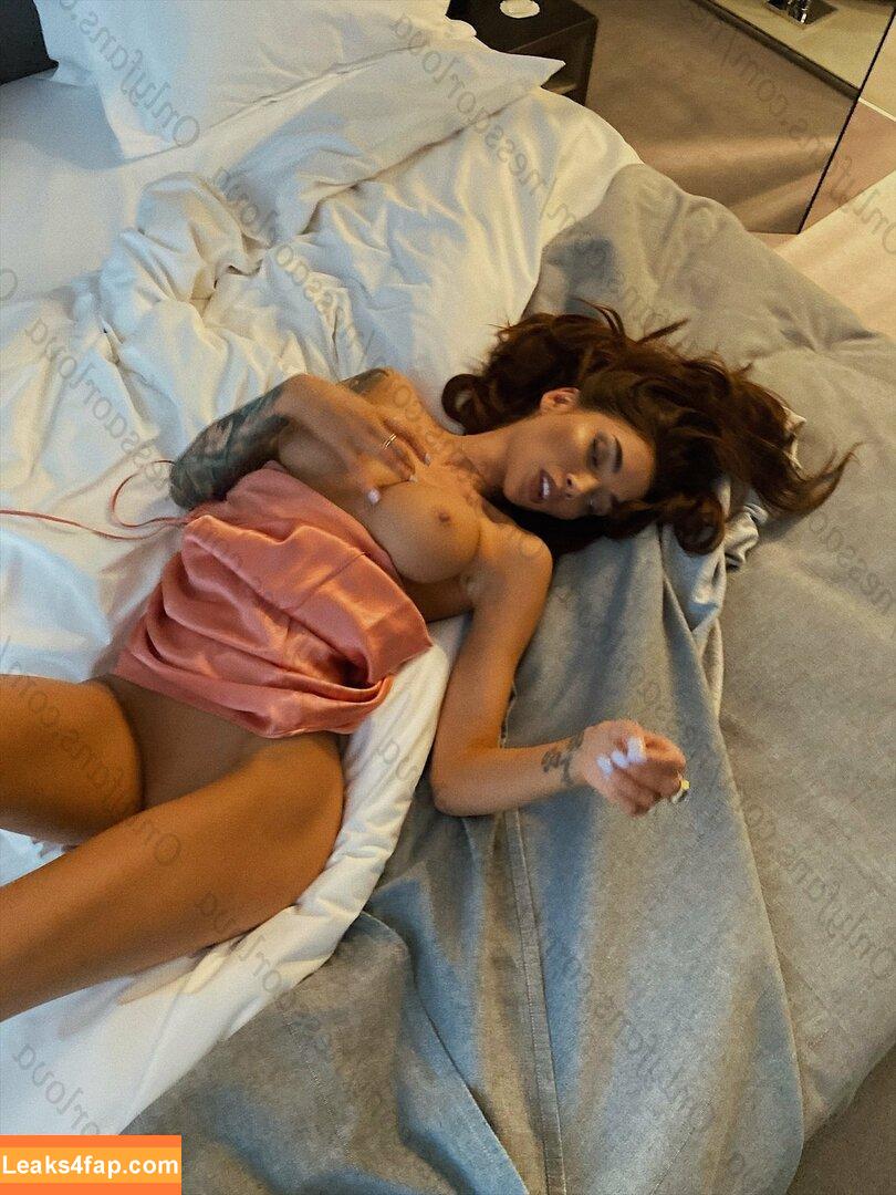 Nessa Orlova / nessamooore / orlova_ness_life / rusmeganfox leaked photo photo #0618