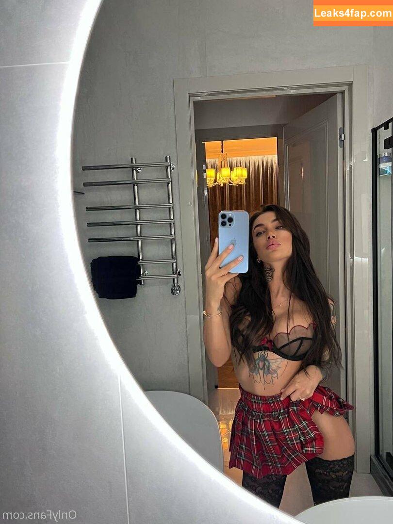 Nessa Orlova / nessamooore / orlova_ness_life / rusmeganfox leaked photo photo #0647