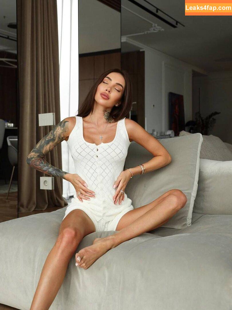 Nessa Orlova / nessamooore / orlova_ness_life / rusmeganfox leaked photo photo #0880