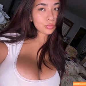 nessabarrett photo #0018