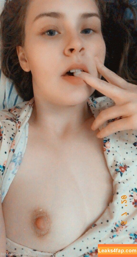 nessajade / nessajade_ leaked photo photo #0031