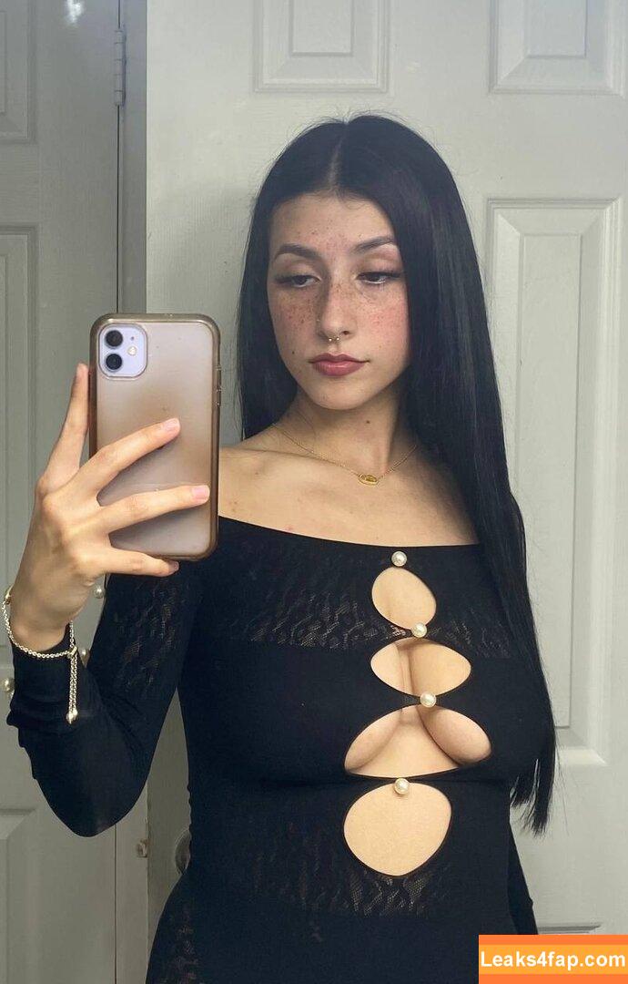 nevaevaaaaa / nevaevaaaaaa leaked photo photo #0006